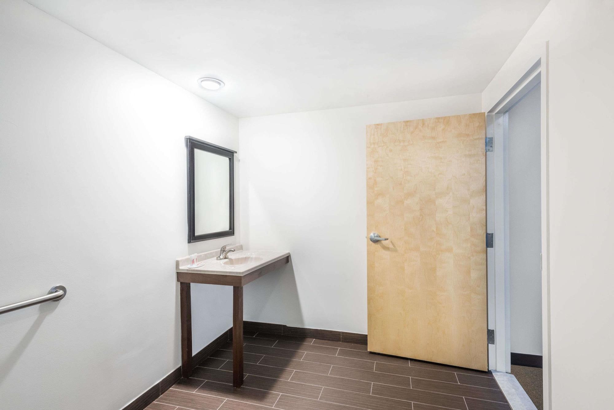 Howard Johnson By Wyndham Quincy/ Boston Exterior foto